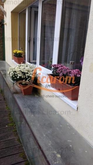 Apartament cu 2 camere decomandat, mobilat în Brașovul Vechi