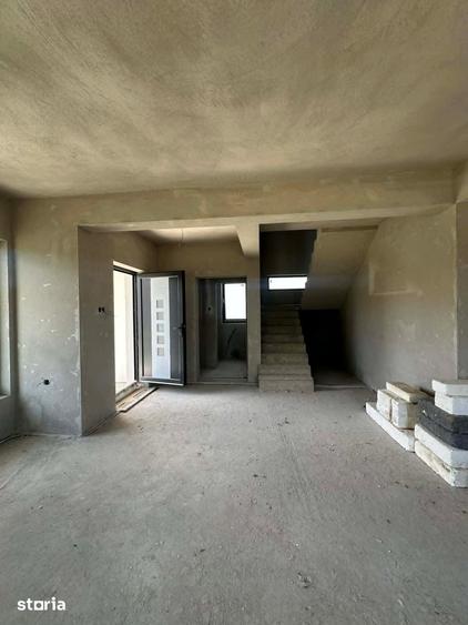 Casă cu 4 camere decomandat cu Teren 525 Mp în Central
