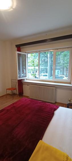 Apartament 4 camere in cladire interbelica Universitate 5 ' mers pe jos - 2