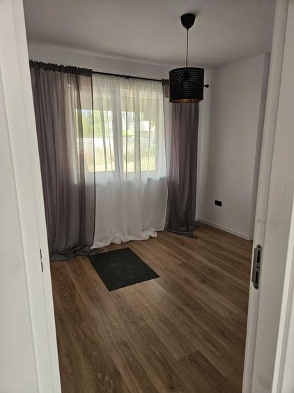 Apartament cu 3 camere decomandat în Prelungirea Ghencea