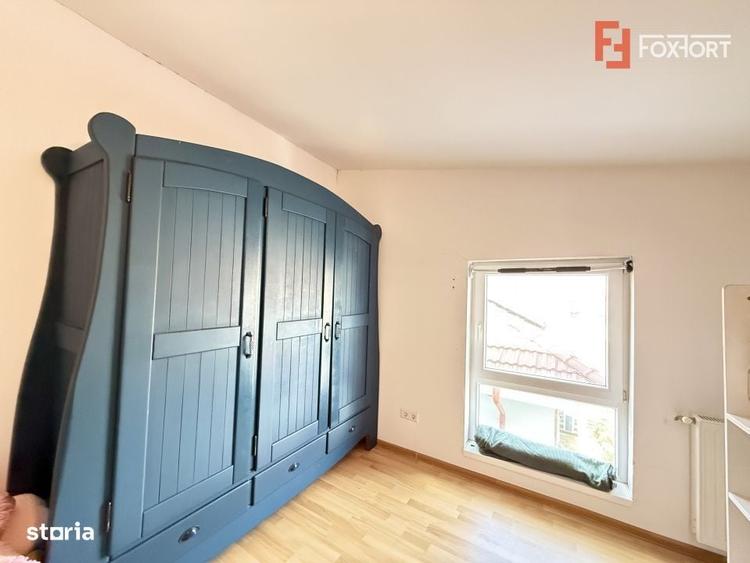 Casă cu 4 camere în Săcălaz