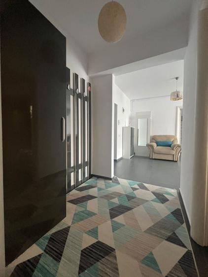 Apartament cu 2 camere semidecomandat în Tomis Plus