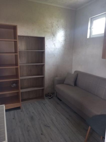 Casă cu 2 camere în Central