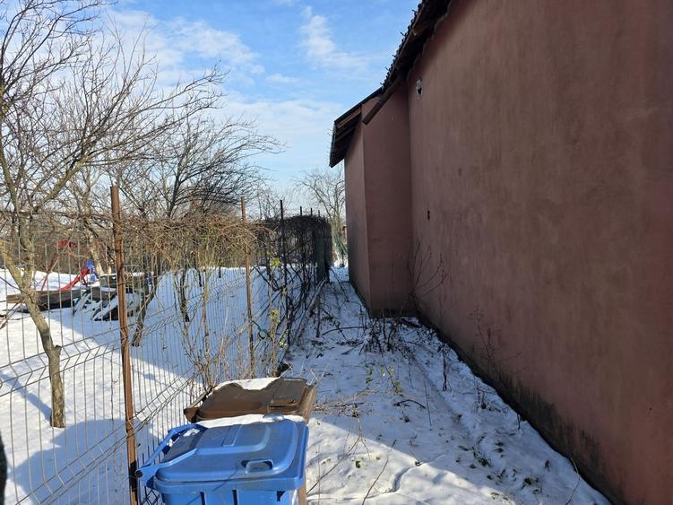 Casă cu 4 camere cu Teren 497 Mp în Dragomirești-Deal