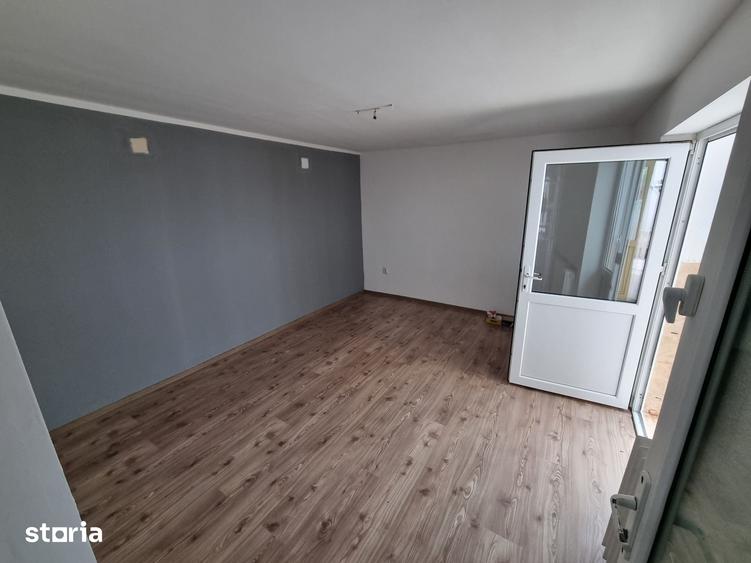 Casă cu 4 camere cu Teren 186 Mp în Coiciu