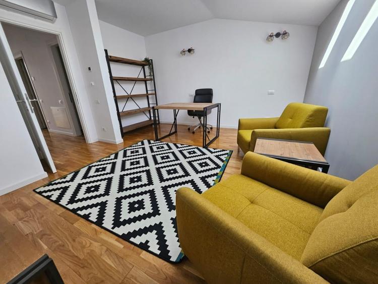 Casă cu 5 camere cu Piscina în Pipera