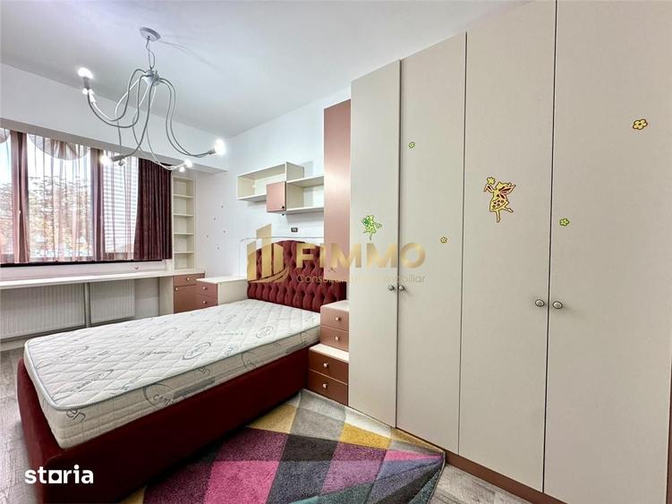 Apartament cu 3 camere în George Enescu