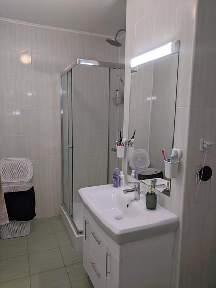 Garsonieră decomandată în Central