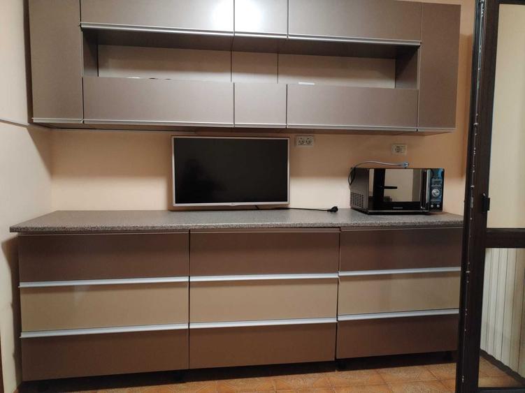 Apartament cu 2 camere decomandat în Exterior Vest