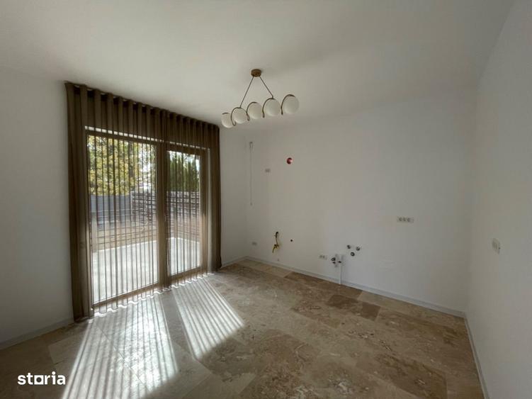Casă cu 4 camere în Trivale