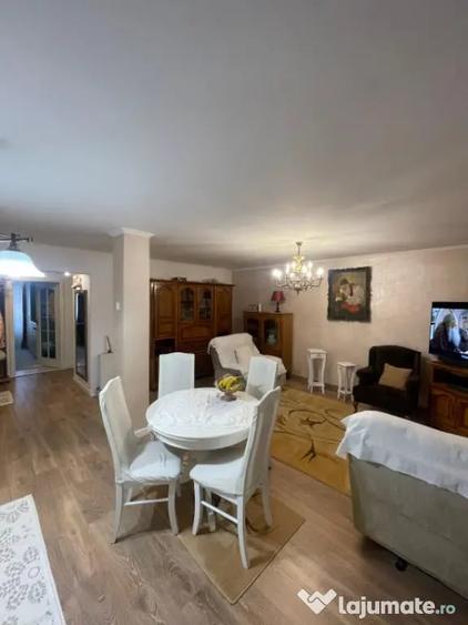 Apartament 3 camere, 70 mp + balcon 10 mp, zona Republicii - - 5