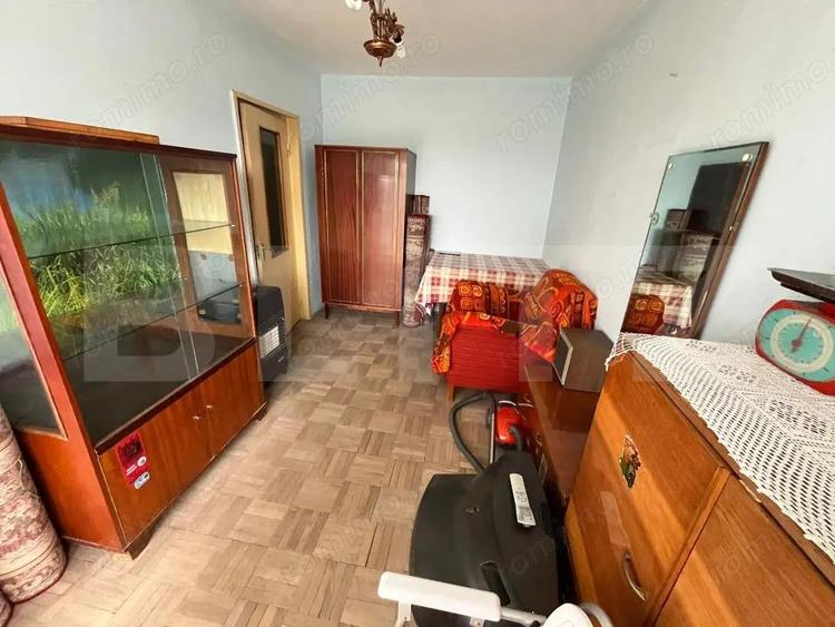 Apartament cu 3 camere decomandat, mobilat în Central