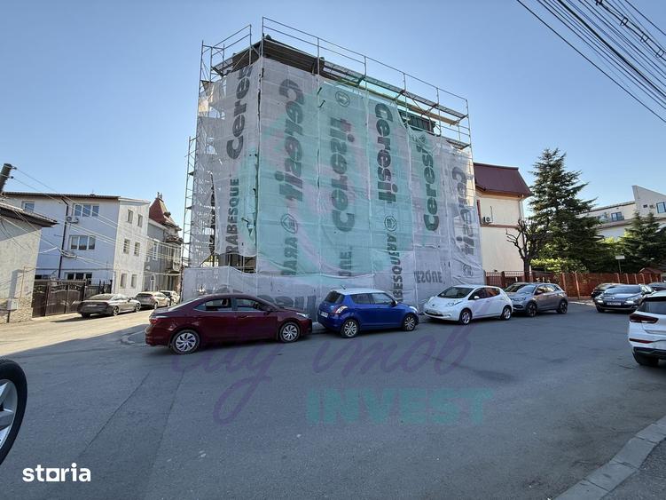 2 camere cu terasa de 17 m langa PARC si METROU cu parcare si boxa - 1