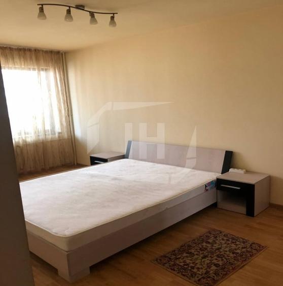 Apartament cu 3 camere semidecomandat, mobilat în Gheorgheni