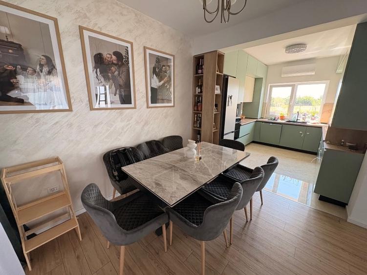 Duplex cu 4 camere cu Canalizare în Valea Lupului