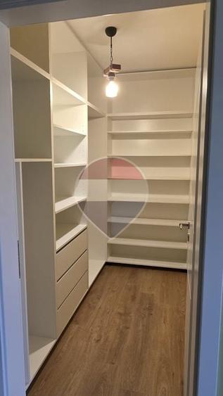 Apartament cu 2 camere decomandat, mobilat în Chinteni