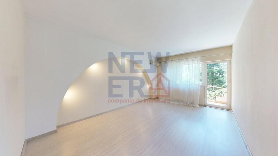 Casă individuală cu 6 camere cu Piscina în Prelungirea Ghencea