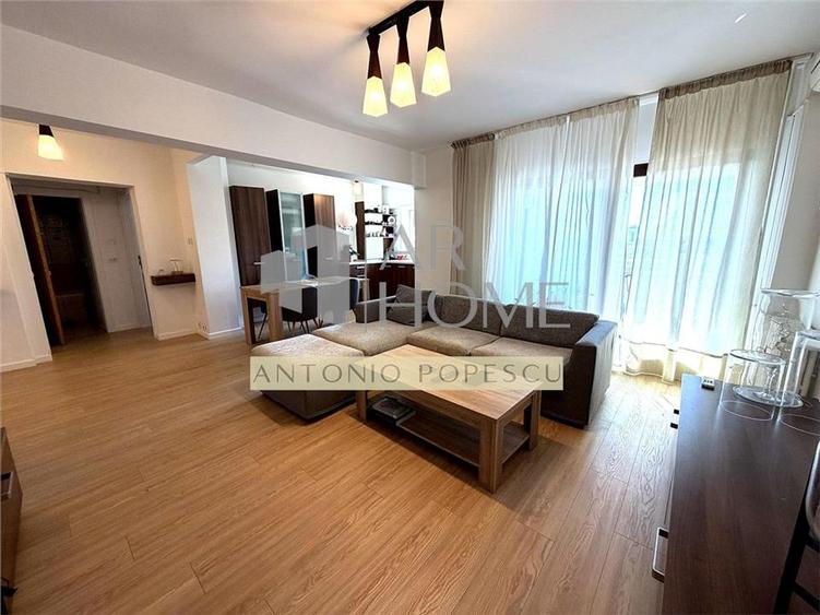 Apartament cu 3 camere decomandat în Gheorghe Doja