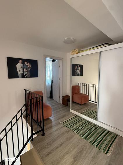 Casă cu 4 camere cu Teren 250 Mp în Clinceni