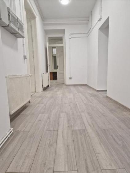 Spațiu comercial, de 140 mp, în P-ța Unirii