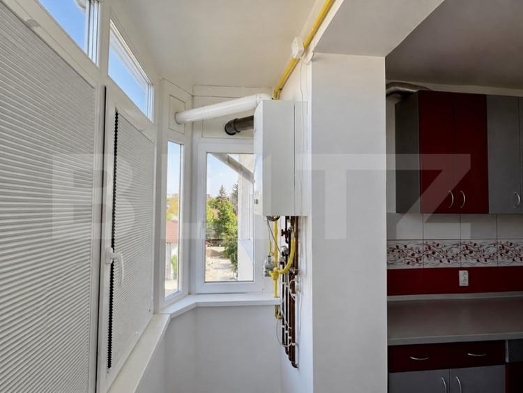 Apartament cu 4 camere decomandat în Central