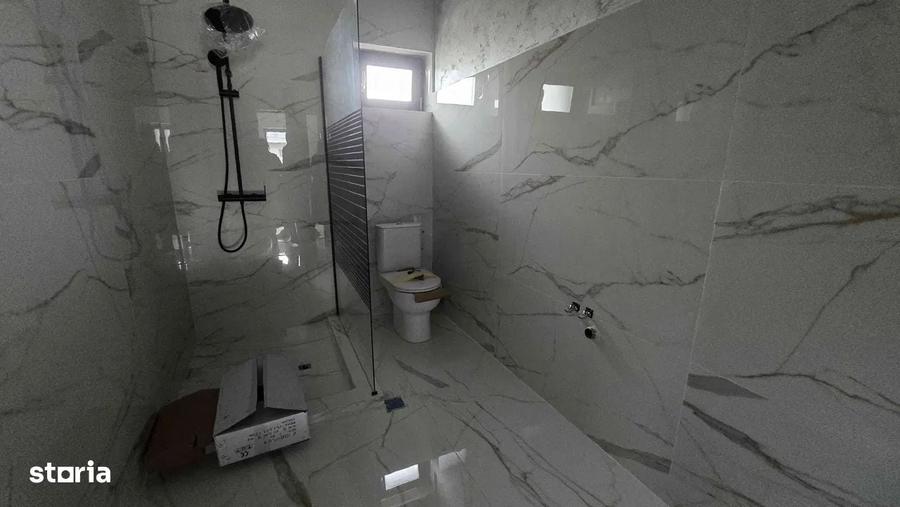 Casă cu 4 camere în Holboca