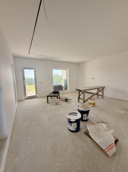 Duplex cu 4 camere cu Canalizare în Dumbrăvița