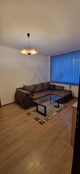 Apartament cu 2 camere semidecomandat, mobilat în Hipodrom 3
