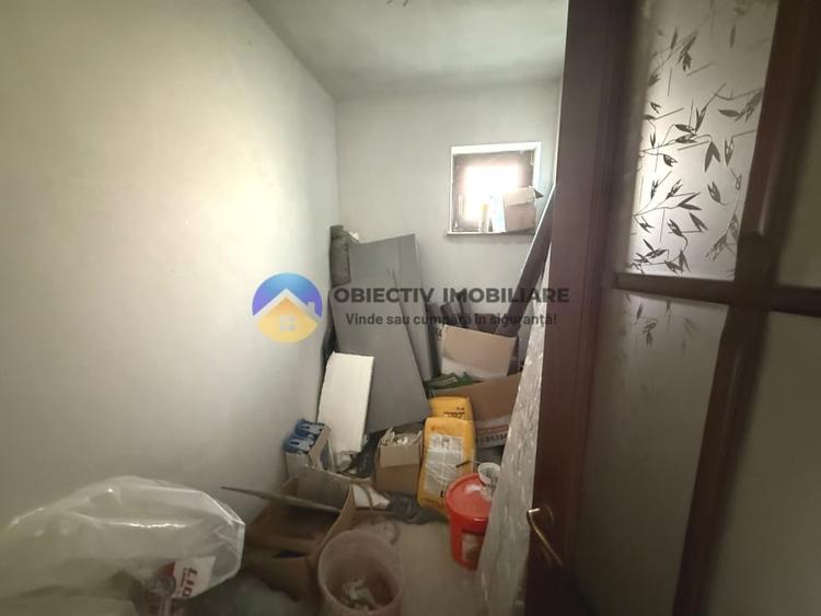 Casă individuală cu 5 camere cu Teren 2000 Mp în Gârcina