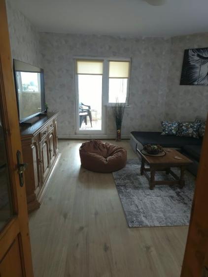 Apartament cu 2 camere, mobilat în Brătianu