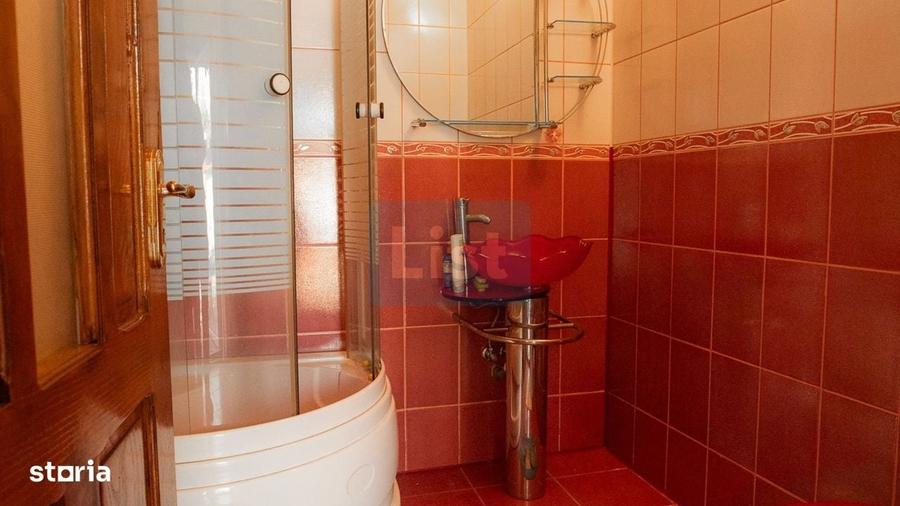 Casă cu 4 camere în Muncitoresc