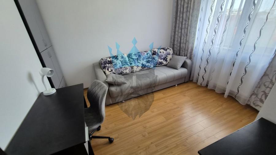 Apartament cu 3 camere decomandat, mobilat în Moșilor