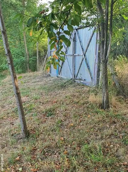 Teren de 3400 mp, în Central