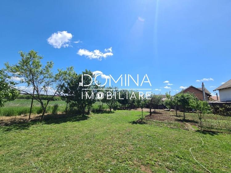 Casă individuală cu 7 camere cu Canalizare în Exterior Est