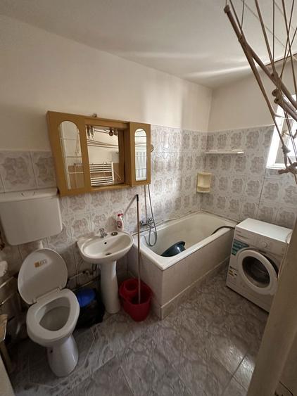 Apartament cu 2 camere semidecomandat în Nicolae Bălcescu