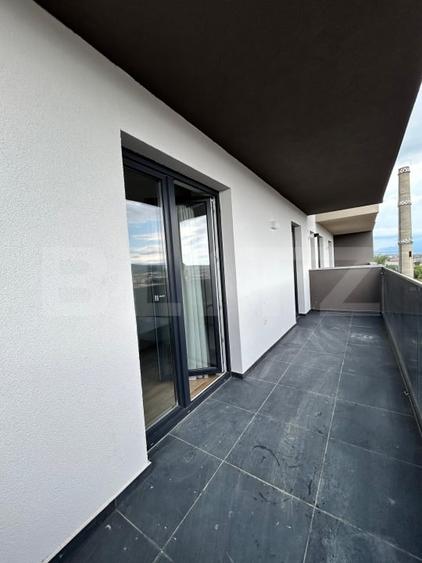 Apartament cu 3 camere decomandat, mobilat în Centura
