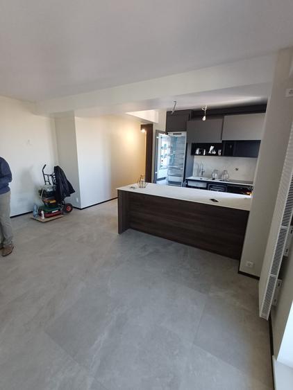 Apartament cu 2 camere semidecomandat în Theodor Pallady