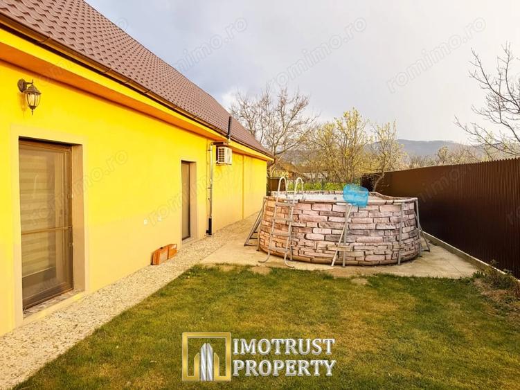 Casă cu 8 camere cu Piscina în Drauț