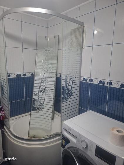 Casă cu 4 camere în Fundeni