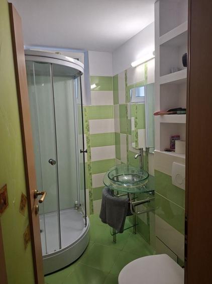 Apartament cu 3 camere semidecomandat în Ultracentral