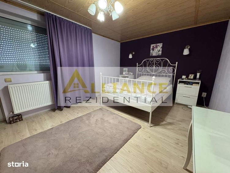 Casă cu 4 camere în Frumușani