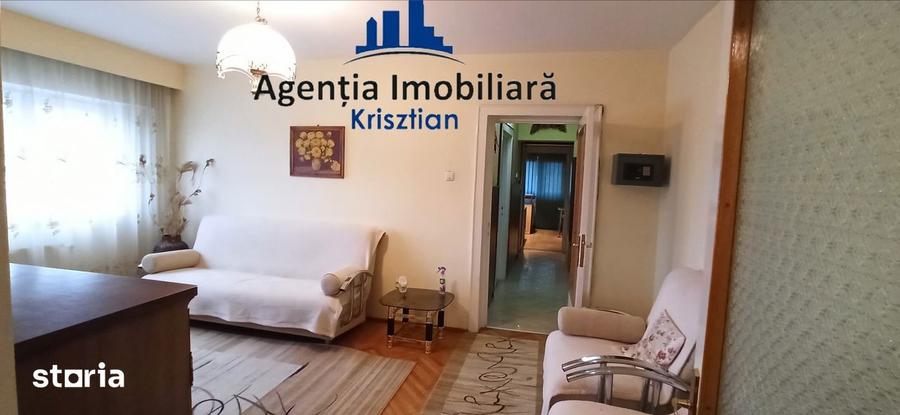 Apartament cu 4 camere de vanzare in Micro 16 - 14