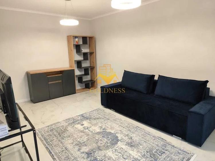 Garsonieră decomandată în Între Lacuri