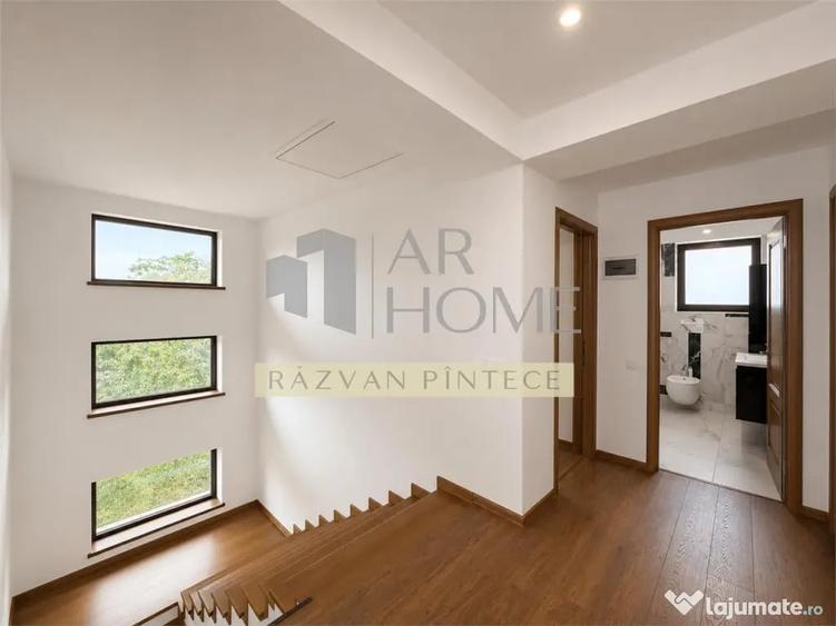 Casă cu 4 camere cu Teren 783 Mp în Cornu