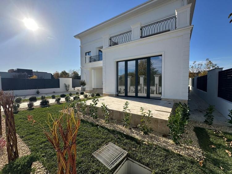 Casă individuală cu 7 camere cu Canalizare în Pipera