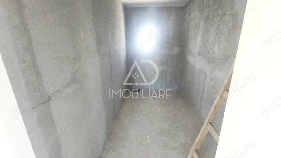 Casă cu 4 camere în Narciselor