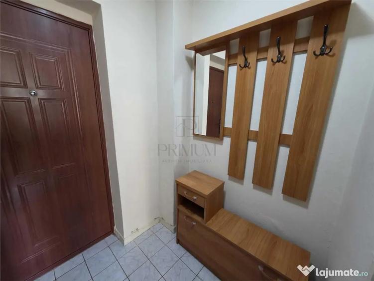 Garsonieră decomandată în Elisabetin