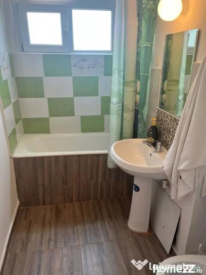 Apartament cu 2 camere semidecomandat în Brazda lui Novac