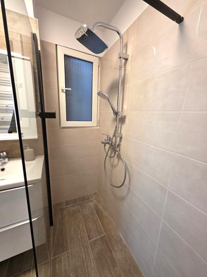 Apartament cu 2 camere decomandat, mobilat în Eroii Revoluției