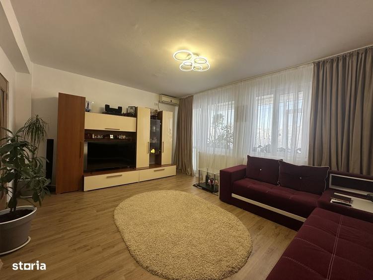 Apartament cu 3 camere decomandat în Cantacuzino